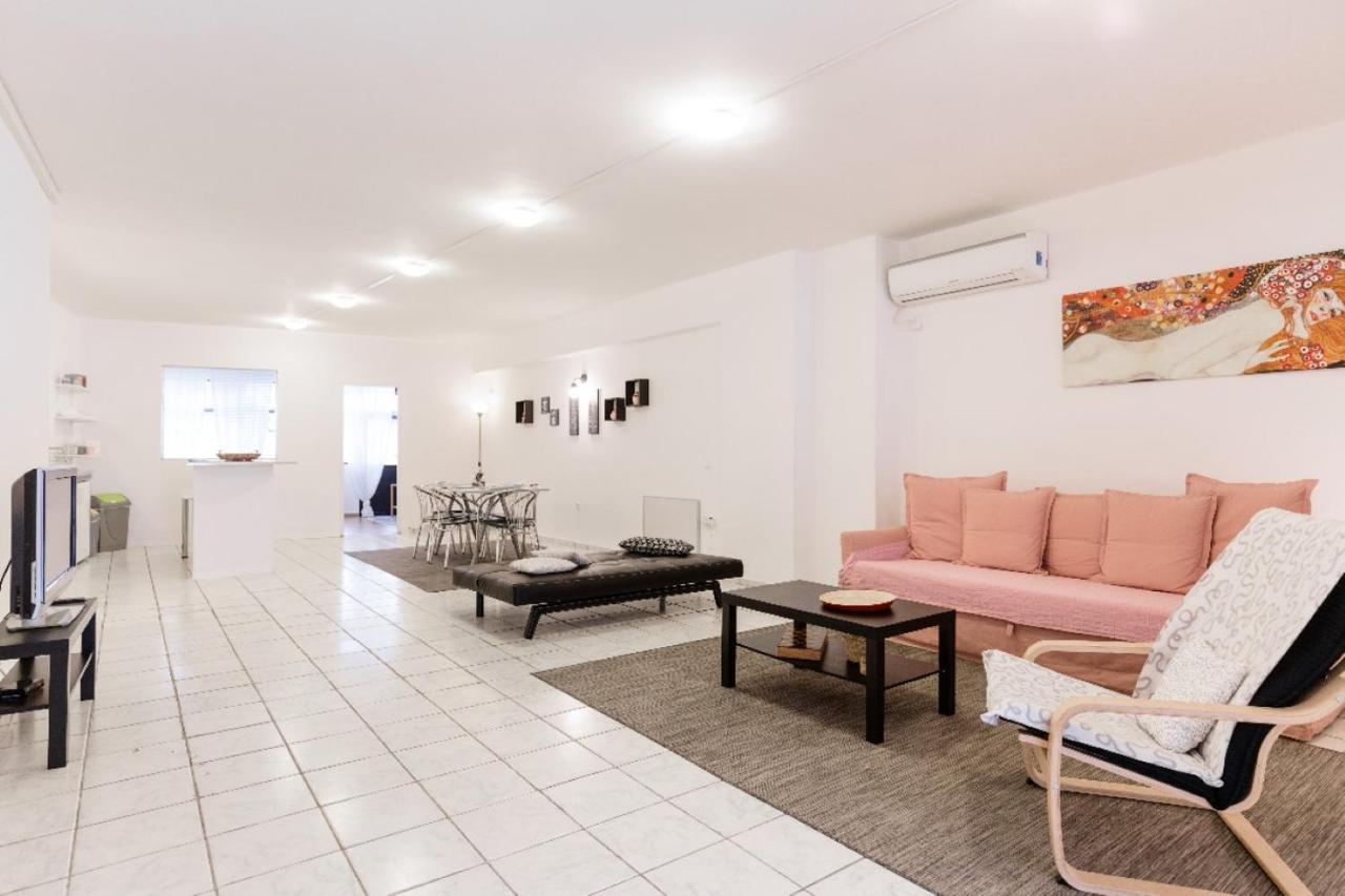 אתונה Driopon Apartment - Penthouse מראה חיצוני תמונה