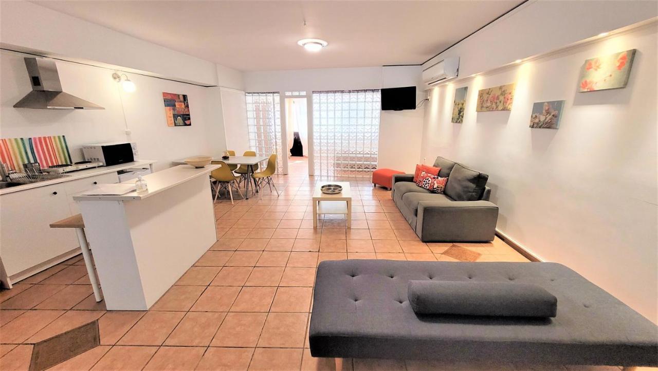 אתונה Driopon Apartment - Penthouse מראה חיצוני תמונה